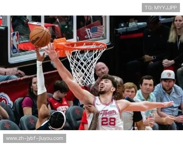 火箭队对阵达拉斯独行侠的比赛战术解析及体育表现